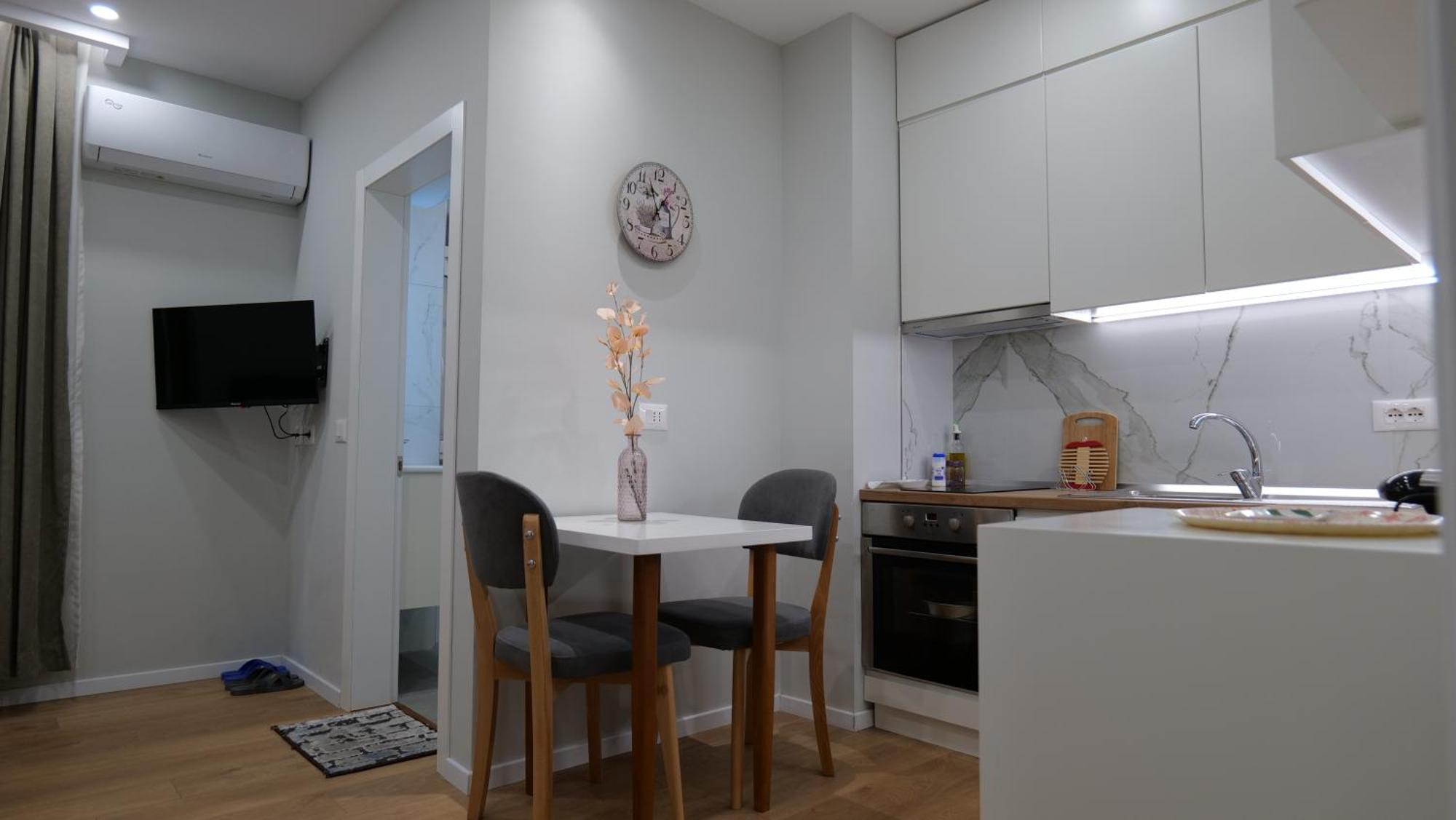 Kristi Apartments 01 Tiran Dış mekan fotoğraf