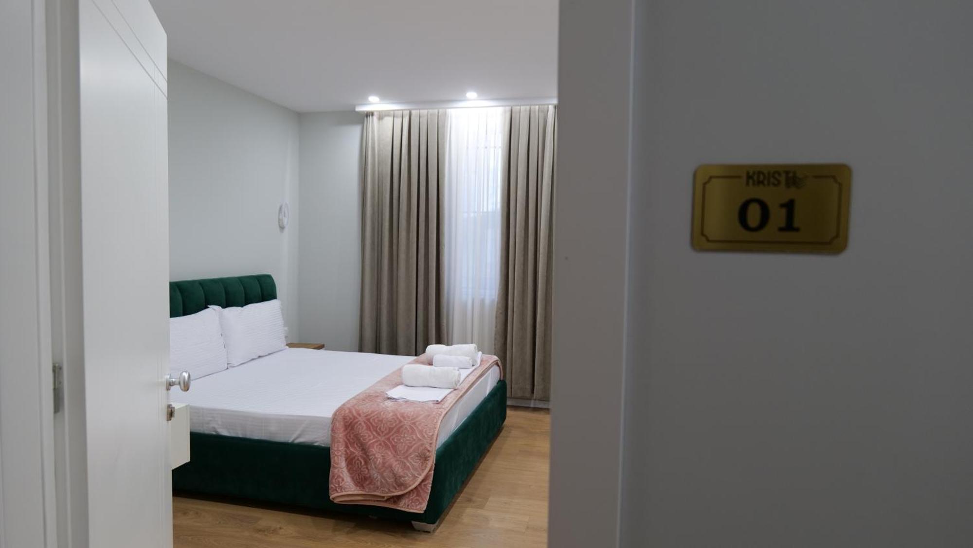 Kristi Apartments 01 Tiran Dış mekan fotoğraf